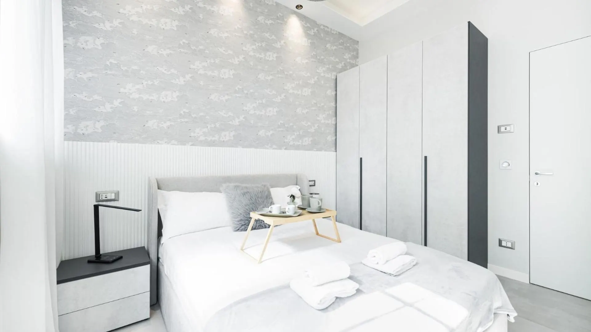 Easylife -Formidabile Appartamento In Porta Romana 0*, Milánó